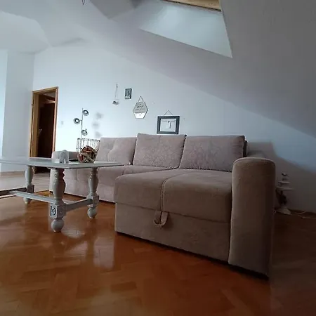 Apartment Sea View With Swimming Pool Near Split
