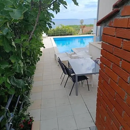 Sea View With Swimming Pool Near